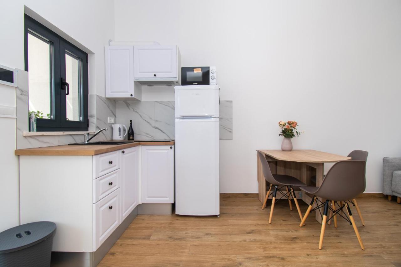 Apartmani Monika Жаборич Екстериор снимка