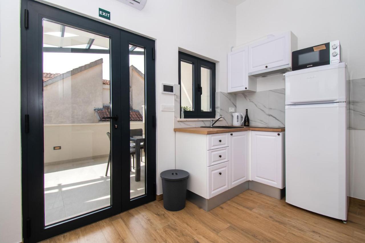 Apartmani Monika Жаборич Екстериор снимка