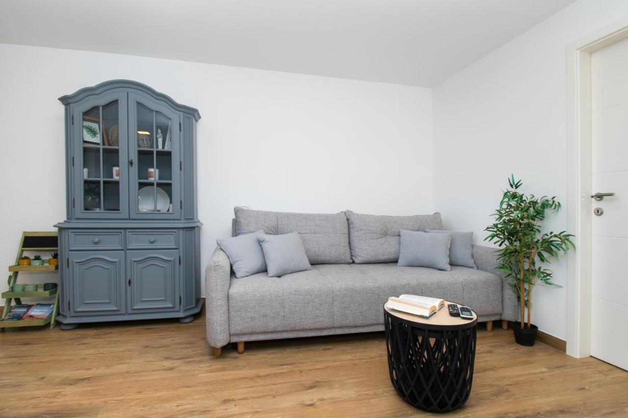 Apartmani Monika Жаборич Екстериор снимка