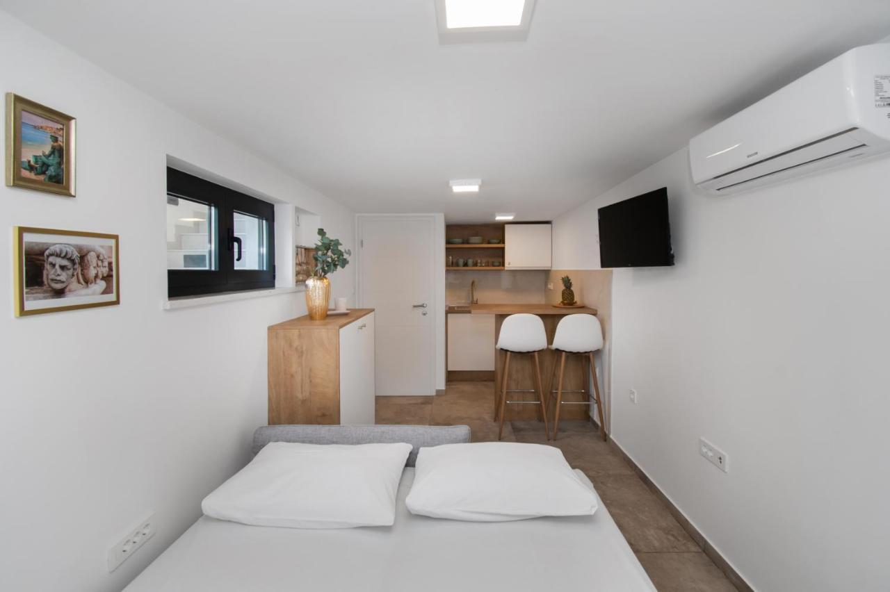 Apartmani Monika Жаборич Екстериор снимка