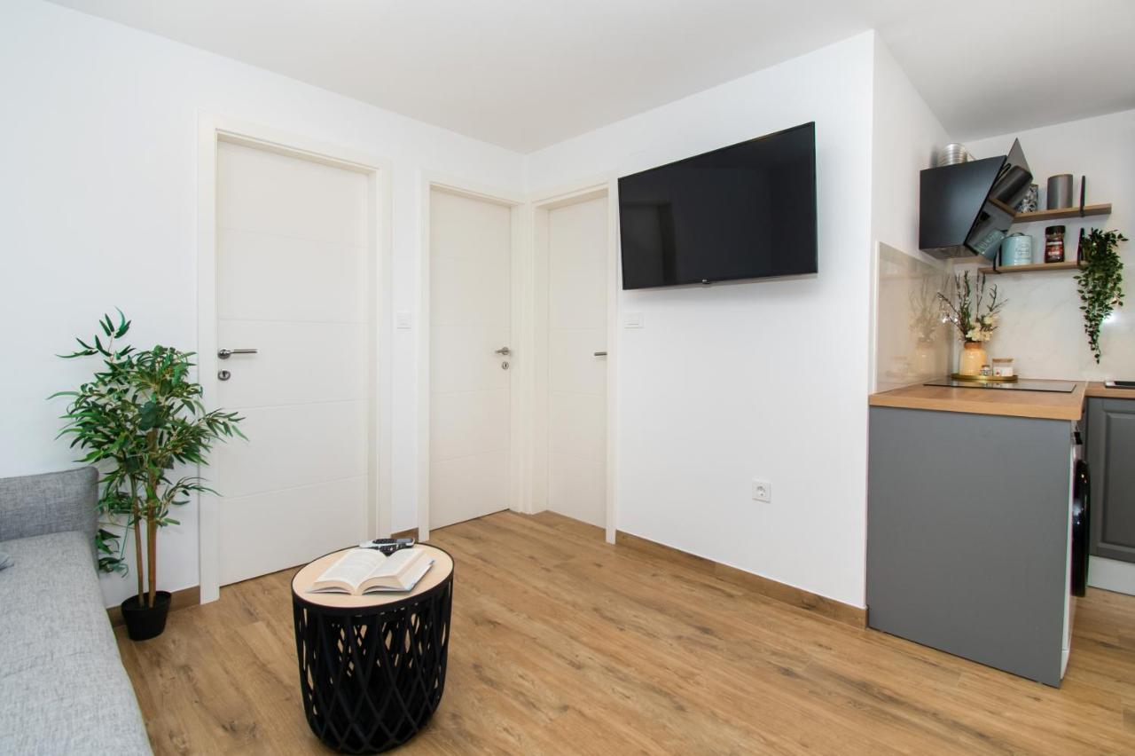 Apartmani Monika Жаборич Екстериор снимка